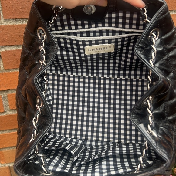 REPOSTING Authentic Chanel Cruise Line 2010-2011 Black Shoulder Bag - Picture 12 of 17